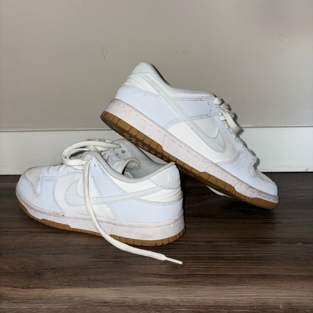 Nike Dunks Women’s 8.5